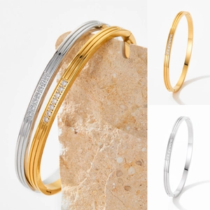 Elegant Stainless Steel Bangle Women With Ribbed Texture And Sparkling Cubic Zirconia Stones Gold Silver Color Fashion