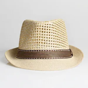 Chapeau fedora classique en paille respirante avec tissage ajouré et ruban rayé élégant