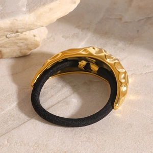 Hammered 18k gold stainless steel C-shaped hair tie with black high-elastic band