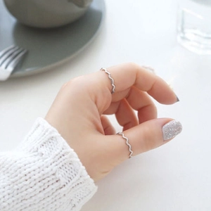 Minimalistische S925 Sterling Silber Wellenringe für Damen im modernen stapelbaren Stil