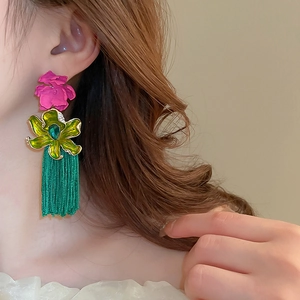 Boucles d'oreilles vintage fleur rose et verte avec pompons longs et cristaux
