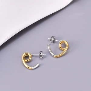 Boucles d'oreilles spirales bicolores or et argent avec finition polie et lisse