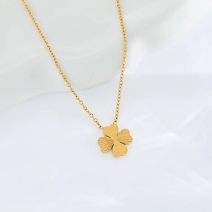 Elegant 18k gold plated stainless steel four-leaf clover pendant necklace for women