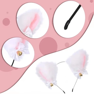 Détails du serre-tête oreilles de chat en peluche blanche avec nœuds roses et petits grelots