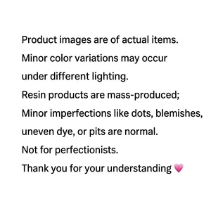 Detailing resin material quality and manufacturing notice for cartoon keychain gift
