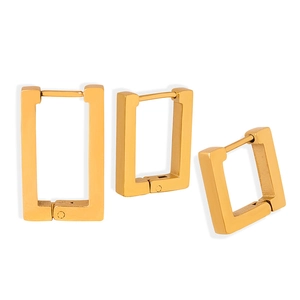 Three-piece set of elegant gold-plated geometric square hoop earrings in varying sizes