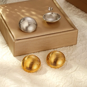 Stainless Steel Hollow Geometric Earrings 18K Gold Plated Textured Round Square Heart Shape Studs For Women Fashion