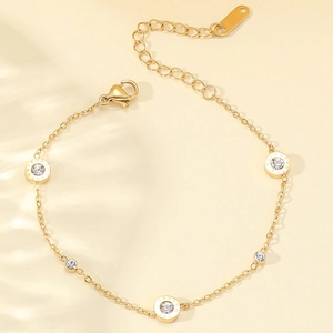 Bracelet À Pendentif Rond Chiffres Romains Acier Inoxydable Incrusté De Zircon Bijoux De Main Élégants Pour Femmes