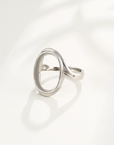 Macro shot of 925 sterling silver oval ring mount with S925 hallmark engraving