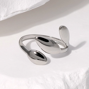 Minimalist silver leaf titanium steel open ring with adjustable triple droplet design