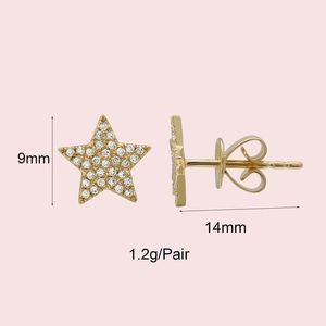 Detailed size specifications for gold star stud earrings with pavé diamond setting