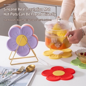 Flower Shaped Silicone Heat Resistant Placemat Sakura Coaster Anti Slip Thickened Pot Holder For Dining Table Kitchen Decor