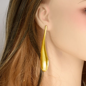Polished gold teardrop earrings for women made of 304 stainless steel in chic hip-hop style