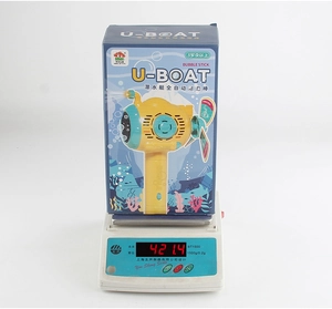 Submarine bubble gun in colorful retail packaging showing gross weight of 421.4g