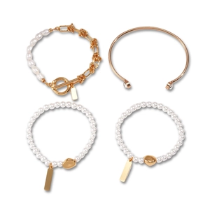 Elegant 18k gold plated bracelet set with imitation pearls and OT toggle clasp closure