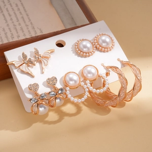 Luxury set of 4 pairs of gold-plated earrings with pearls, rhinestones, and butterfly motifs