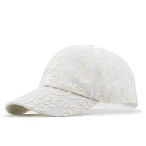 Summer breathable white lace baseball cap with heart embroidery for women outdoors