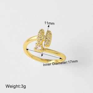 Detailweergave van de 18k vergulde H-letter ring met zirkonia en afmetingen