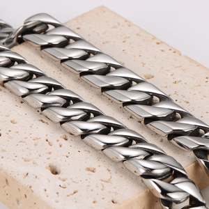 Polished silver stainless steel chunky Cuban chain link bracelet for men hip-hop style