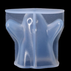 Vue détaillée du moule à fantôme en silicone translucide pour chocolat et glace Halloween