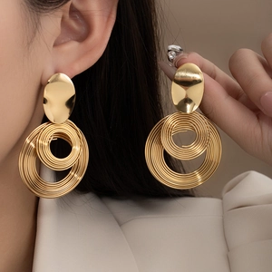 Fashionable gold geometric multi-layered hoop earrings in stainless steel for women