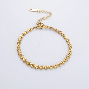Detail of 18K gold-plated stainless steel heart link chain with lobster clasp and extender