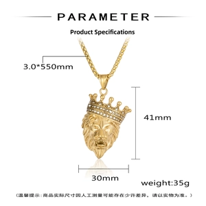 Detailed view of hip-hop lion head crown pendant showing 41mm by 30mm dimensions