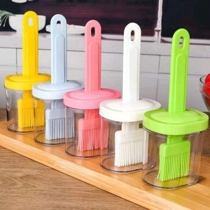 Silicone And Nylon BBQ Basting Brush With Integrated Oil Bottle Transparent Heat Resistant Cooking Baking Kitchen Tool