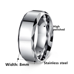 Bague homme 8mm en acier inoxydable argenté avec bords géométriques polis miroir
