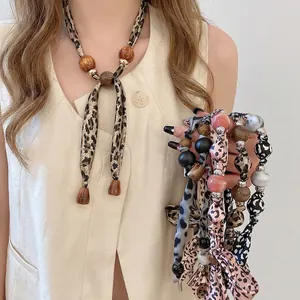 Collier Écharpe En Tissu Imprimé Léopard Vintage Avec Perles En Acrylique Accents En Alliage Bijoux Bohèmes Femmes
