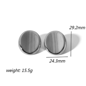Boucles d'oreilles rondes en acier poli argenté avec dimensions de 29,2mm et 24,3mm