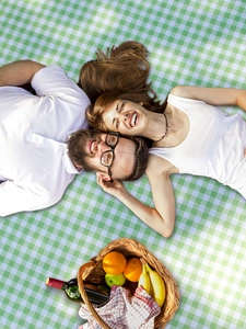 Waterproof Oxford picnic mat with green and white plaid pattern for outdoor camping and beach
