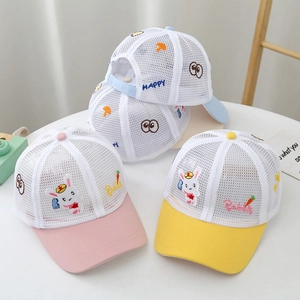 Casquettes de baseball en maille pour enfants avec broderie lapin en rose, jaune et bleu