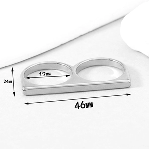 Detailed size measurement showing width and height for double-ring punk style jewelry