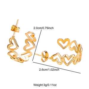 Detailed dimensions of golden heart-shaped hoop earrings with weight specifications