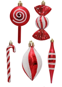 Vista detallada del set de 5 adornos navideños con purpurina roja y blanca y lazos para colgar