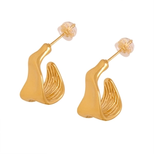 Minimalist irregular 18k gold plated titanium steel geometric earrings with satin finish