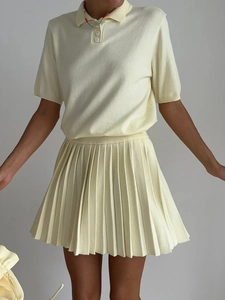 Gestricktes Polo Oberteil Und Faltenrock Damen Kurzarm Einfarbig Hohe Taille Baumwolle Polyester Preppy Outfit