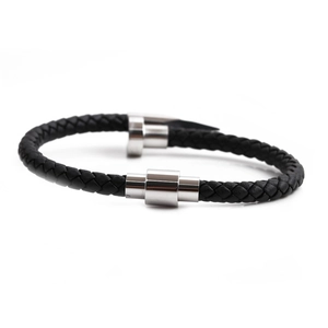 Pulsera para hombre de cuero trenzado negro con cierre magnético de acero inoxidable plata