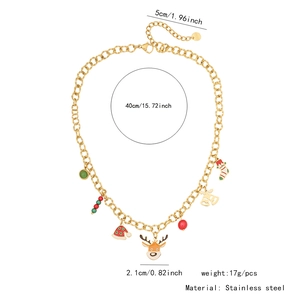 Collier de Noël en acier inoxydable détail avec chaîne de 40cm et pendentif renne festif.