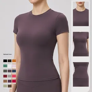 Slim fit quick dry yoga t-shirt for women in deep purple with crew neck and long hemline