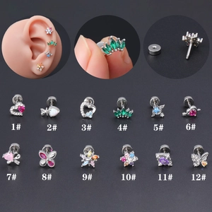 Sélection de 12 puces d'oreilles en acier inoxydable avec zircons colorés et numérotés