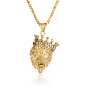 Hip hop lion head pendant with iced out crown and gold box chain necklace