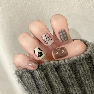 Press On Nails Short Square Round Glossy Bow Cow Print Heart Pattern Korean Style Sweet Cool Artificial Fingernails