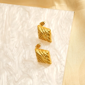 Rhombus Stud Earrings 18K Gold Plated 304 Stainless Steel Irregular Wrinkled Texture Geometric Retro Elegant For Women