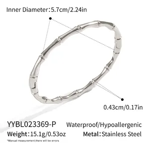 Dettaglio del bracciale a nodo di bambù argento in acciaio inossidabile impermeabile