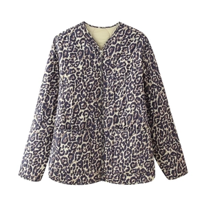 Women Quilted Jacket Lightweight Round Neck Zipper Outerwear Long Sleeve With Front Pockets Onion Pattern Casual