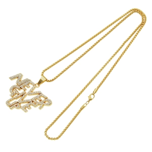 Golden iced out Never Give Up letter pendant necklace with box chain for men hip hop style