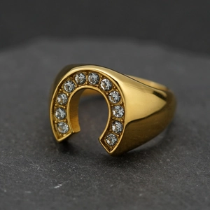 U-shaped horseshoe ring in gold stainless steel with sparkling cubic zirconia stones