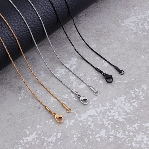 Minimalist metal necklace chains in gold silver and black with lobster clasps